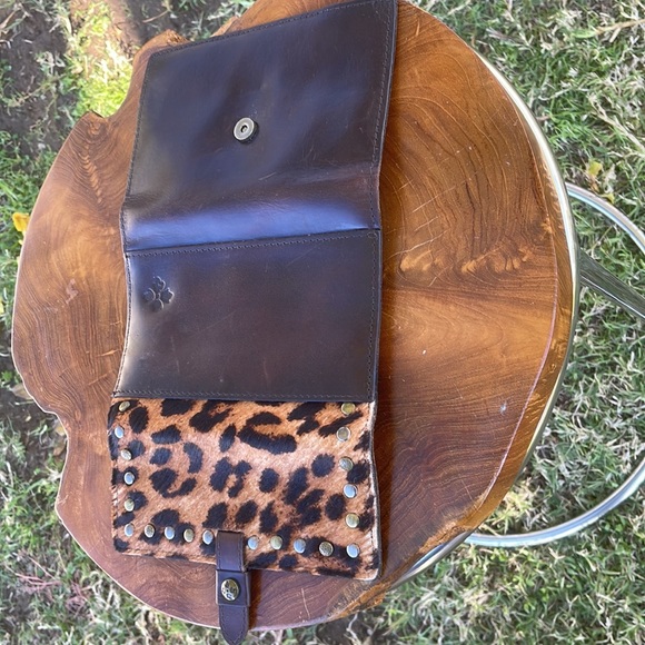 Patricia Nash leopard wallet with studs - Picture 10 of 12